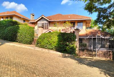 4 Bed House with En Suite in Spring Valley