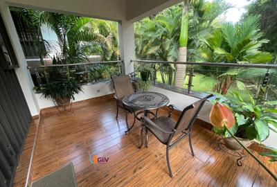 Serviced 2 Bed Apartment with En Suite in Runda - 2