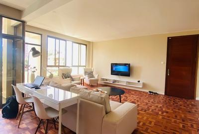 3 Bed Apartment with En Suite at Hatheru Road - 2