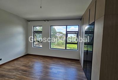 5 Bed Townhouse with En Suite in Lavington - 4