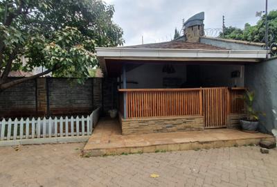 4 Bed House with En Suite at Bogani - 2