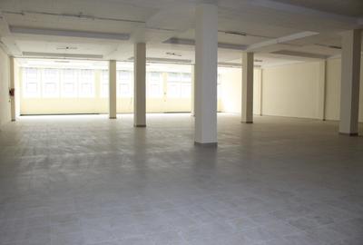 Commercial Property with Parking in Industrial Area