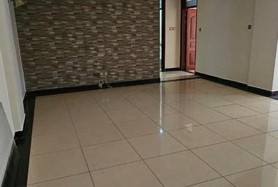 2 Bed Apartment with En Suite in Lavington - 2