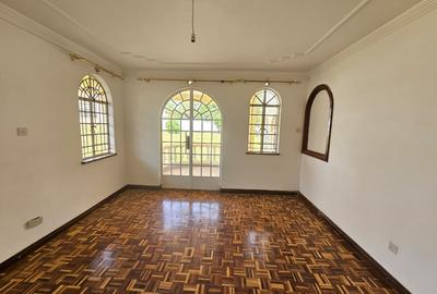 5 Bed House with En Suite in Loresho - 3