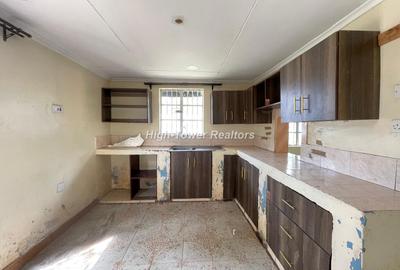 2 Bed House with En Suite in Karen