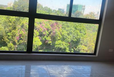 Serviced 2 Bed Apartment with En Suite at Brookside Drive - 2