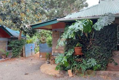 2 Bed House with Alarm in Karen