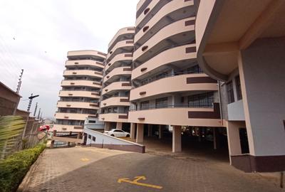 3 Bed Apartment with En Suite at Lavington