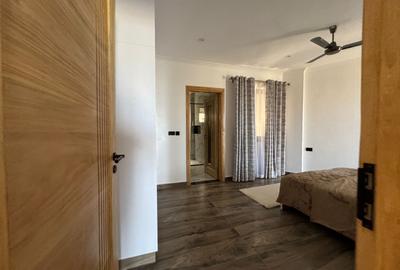 2 Bed Apartment with En Suite in Nyali Area - 3