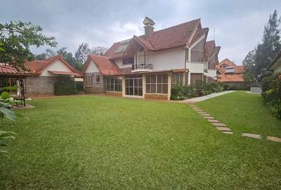 5 Bed House with En Suite at Runda