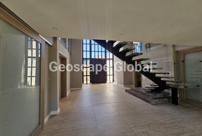 4 Bed Townhouse with En Suite in Runda - 2