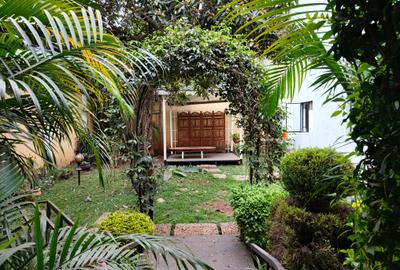 4 Bed Townhouse with En Suite at Kileleshwa