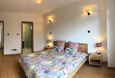 2 Bed Apartment with En Suite at Westlands Ave