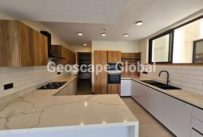 Furnished 3 Bed Apartment with En Suite in Spring Valley - 3