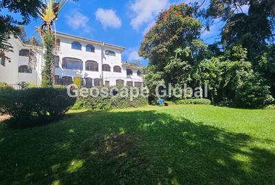 5 Bed House with En Suite in Nyari - 4
