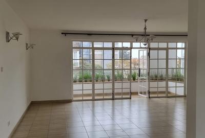 Serviced 3 Bed Apartment with En Suite at Valley Arcade - 4