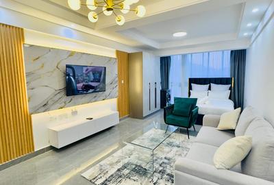 Serviced 1 Bed Apartment with En Suite at Riverside Drive - 4