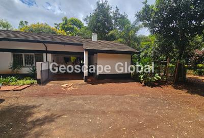 4 Bed House with En Suite in Loresho - 4