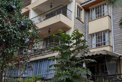 Serviced 2 Bed Apartment with En Suite in Brookside - 2