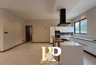 4 Bed Apartment with En Suite in Loresho - 3