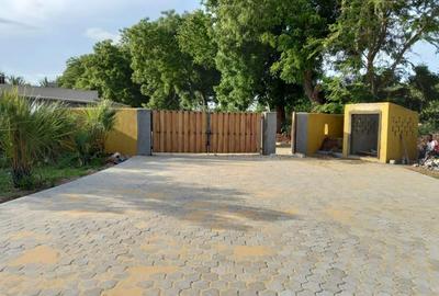 Residential Land in Nyali Area - 4