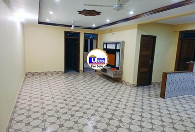 2 Bed Apartment with En Suite at Leisure - 2