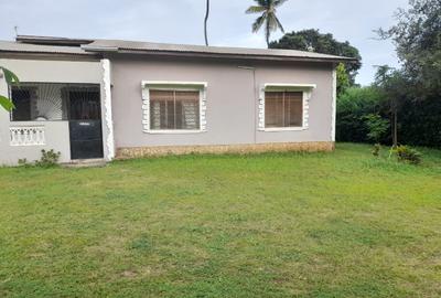 3 Bed House with En Suite at Mtwapa - 2