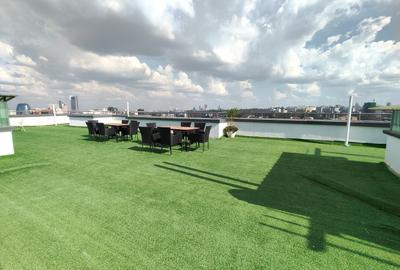 3 Bed Apartment with En Suite at Westlands Road - 4