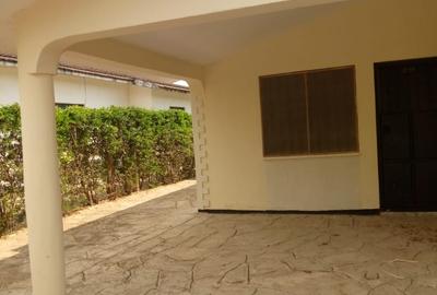 3 Bed House with En Suite at Bamburi