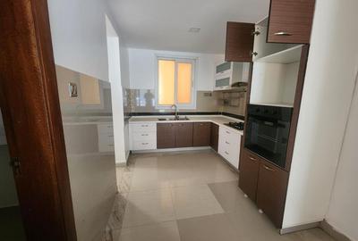 2 Bed Apartment with En Suite at Nyangumi Road Nairobi - 3