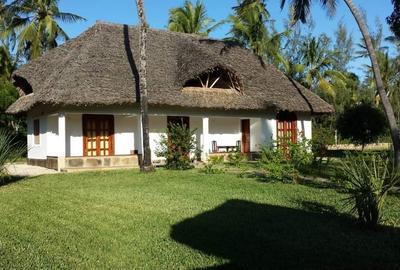 3 Bed Villa with En Suite at Watamu