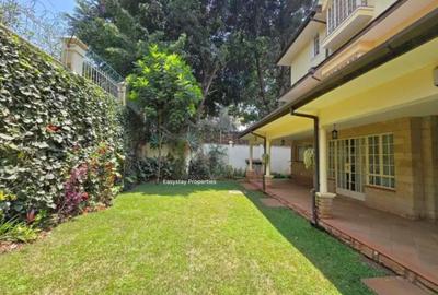 5 Bed Villa with En Suite in Lavington