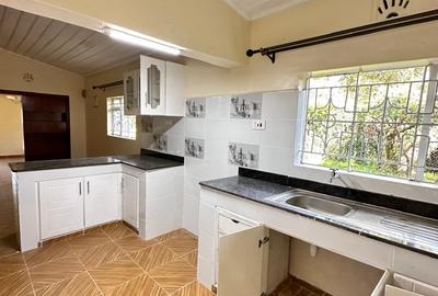 3 Bed House with En Suite in Karen