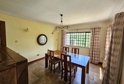 4 Bed House with En Suite in Runda