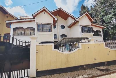 6 Bed Villa with En Suite in Lavington