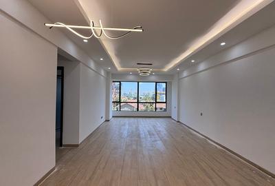 2 Bed Apartment with En Suite in Westlands Area