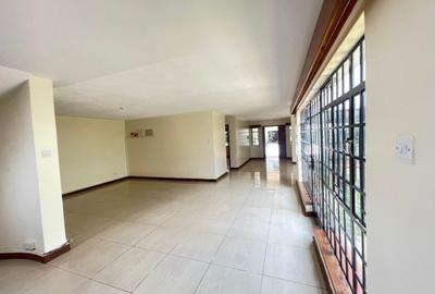 Serviced 4 Bed Apartment with En Suite in Westlands Area