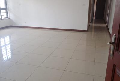 3 Bed Apartment with En Suite in Kilimani - 2
