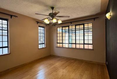 4 Bed Townhouse with En Suite at Lavington