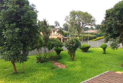 5 Bed House with En Suite in Loresho