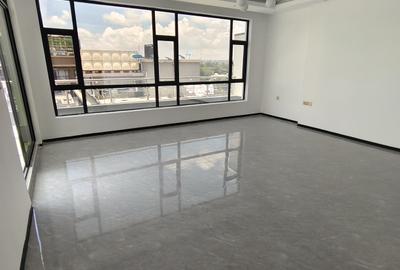 3 Bed Apartment with En Suite in Kileleshwa
