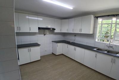 4 Bed Townhouse with En Suite in Karen