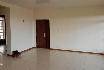 3 Bed Apartment with En Suite in Kahawa West