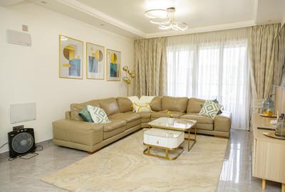 Furnished 3 Bed Apartment with En Suite in Riverside - 4