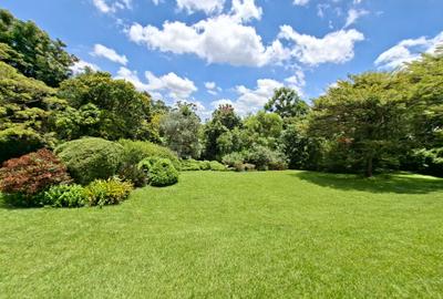 5 Bed House with En Suite at Off Ridgeways Rd - 4