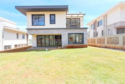 4 Bed Townhouse with En Suite in Loresho - 2