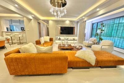 5 Bed Apartment with En Suite in Kilimani