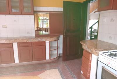 3 Bed House with En Suite in Runda - 4