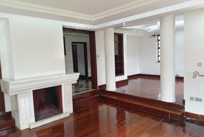 5 Bed House with En Suite at Runda - 4