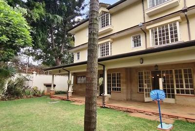 5 Bed Townhouse with En Suite at Mzima Springs